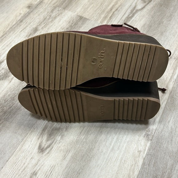 Earth Calia Wedge Bootie / Burgundy Suede Leather Ankle Boot / Women’s Size 8.5 - Picture 7 of 8